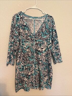 Lilly Pulitzer Turquoise, Blue and White Paisley V-Neck Top